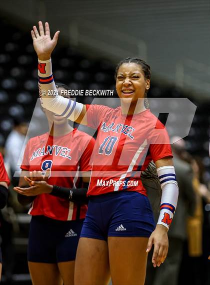Thumbnail 1 in Lovejoy vs. Manvel (UIL Volleyball 5A Semi-Finals)  photogallery.