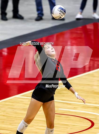 Thumbnail 1 in Lovejoy vs. Manvel (UIL Volleyball 5A Semi-Finals)  photogallery.