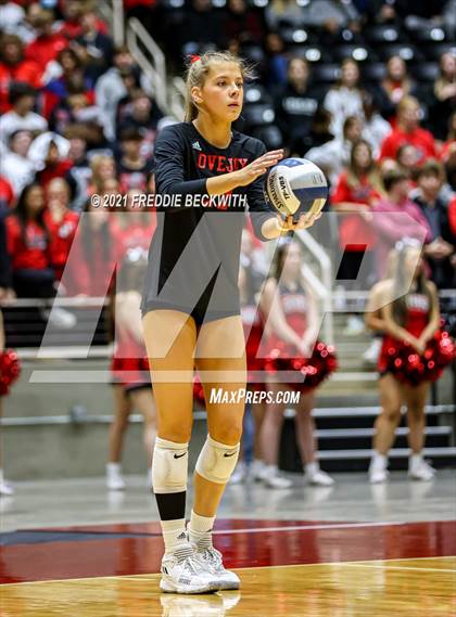 Thumbnail 1 in Lovejoy vs. Manvel (UIL Volleyball 5A Semi-Finals)  photogallery.
