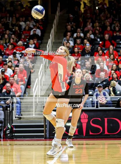 Thumbnail 1 in Lovejoy vs. Manvel (UIL Volleyball 5A Semi-Finals)  photogallery.