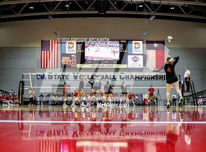 Thumbnail 3 in Lovejoy vs. Manvel (UIL Volleyball 5A Semi-Finals)  photogallery.