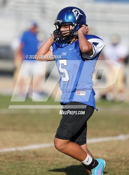 Thumbnail 2 in Clovis @ Frontier photogallery.