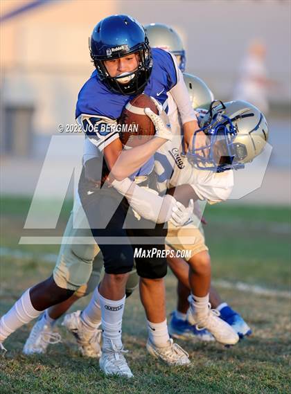 Thumbnail 2 in Clovis @ Frontier photogallery.