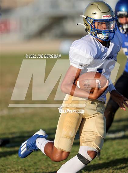 Thumbnail 1 in Clovis @ Frontier photogallery.