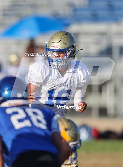 Thumbnail 2 in Clovis @ Frontier photogallery.