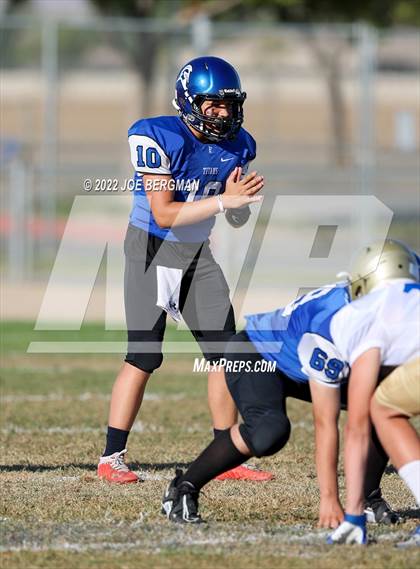 Thumbnail 1 in Clovis @ Frontier photogallery.