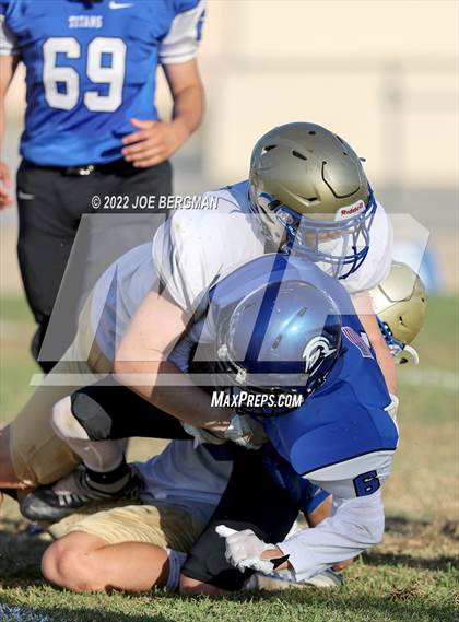 Thumbnail 1 in Clovis @ Frontier photogallery.
