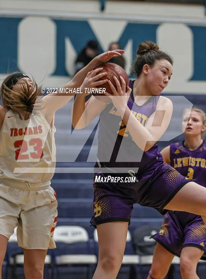 Thumbnail 1 in Post Falls vs Lewiston  photogallery.