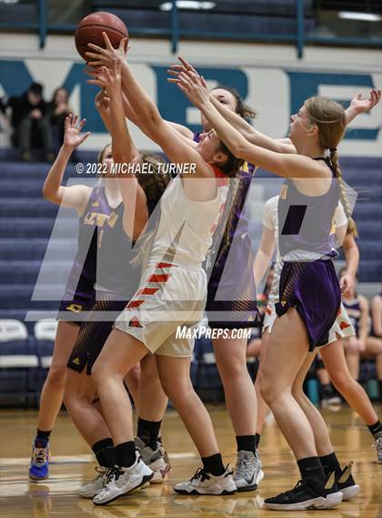 Thumbnail 3 in Post Falls vs Lewiston  photogallery.