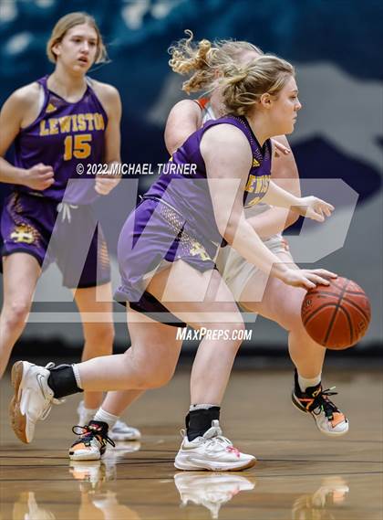 Thumbnail 1 in Post Falls vs Lewiston  photogallery.