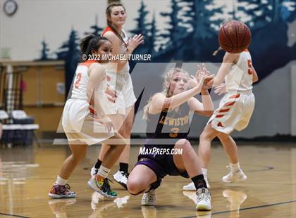 Thumbnail 3 in Post Falls vs Lewiston  photogallery.