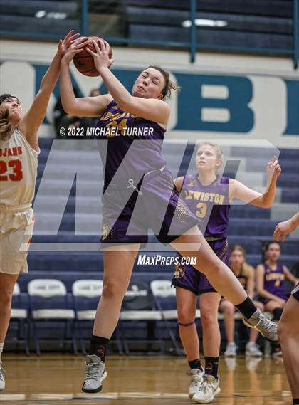 Thumbnail 2 in Post Falls vs Lewiston  photogallery.