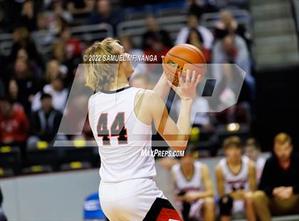 Thumbnail 2 in Osceola vs. Doniphan-Trumbull photogallery.