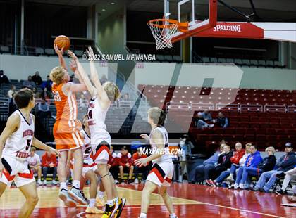 Thumbnail 1 in Osceola vs. Doniphan-Trumbull photogallery.