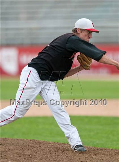 Thumbnail 2 in East Ridge vs. Stillwater (Section 4AAA Playoffs) photogallery.