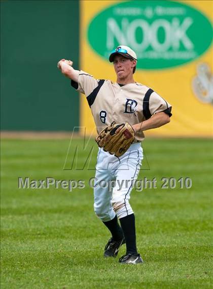 Thumbnail 2 in East Ridge vs. Stillwater (Section 4AAA Playoffs) photogallery.
