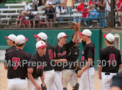 Thumbnail 2 in East Ridge vs. Stillwater (Section 4AAA Playoffs) photogallery.