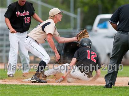 Thumbnail 2 in East Ridge vs. Stillwater (Section 4AAA Playoffs) photogallery.