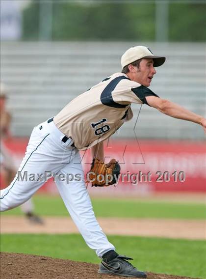 Thumbnail 3 in East Ridge vs. Stillwater (Section 4AAA Playoffs) photogallery.