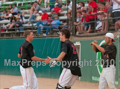 Thumbnail 1 in East Ridge vs. Stillwater (Section 4AAA Playoffs) photogallery.
