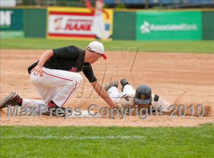 Thumbnail 2 in East Ridge vs. Stillwater (Section 4AAA Playoffs) photogallery.