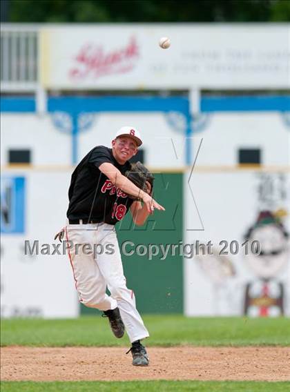 Thumbnail 2 in East Ridge vs. Stillwater (Section 4AAA Playoffs) photogallery.