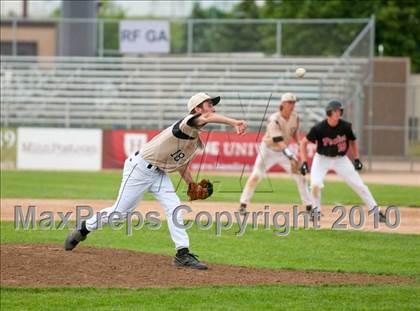 Thumbnail 2 in East Ridge vs. Stillwater (Section 4AAA Playoffs) photogallery.