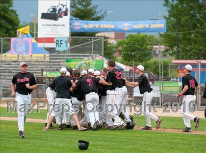 Thumbnail 2 in East Ridge vs. Stillwater (Section 4AAA Playoffs) photogallery.