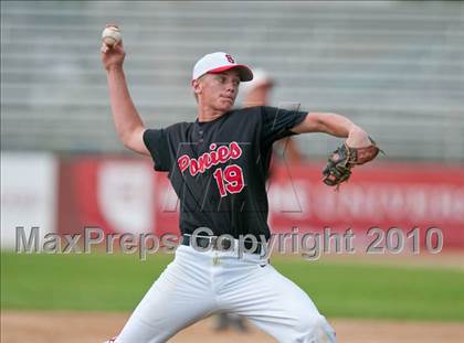 Thumbnail 2 in East Ridge vs. Stillwater (Section 4AAA Playoffs) photogallery.