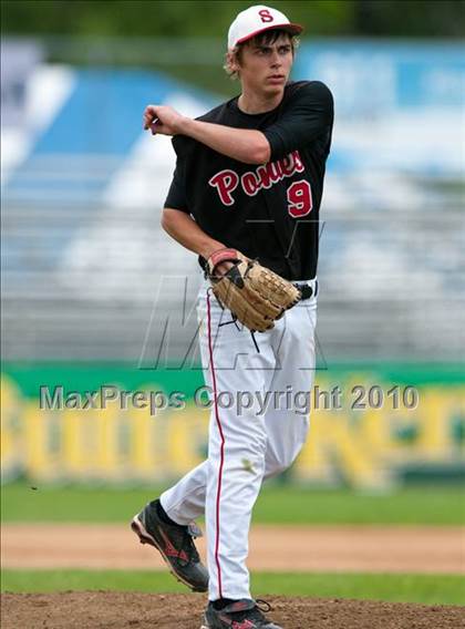 Thumbnail 1 in East Ridge vs. Stillwater (Section 4AAA Playoffs) photogallery.