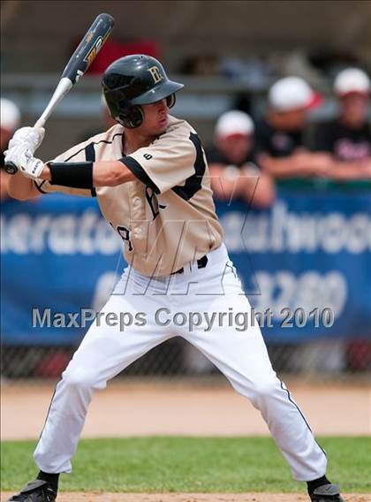 Thumbnail 1 in East Ridge vs. Stillwater (Section 4AAA Playoffs) photogallery.