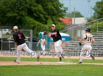 Thumbnail 3 in East Ridge vs. Stillwater (Section 4AAA Playoffs) photogallery.