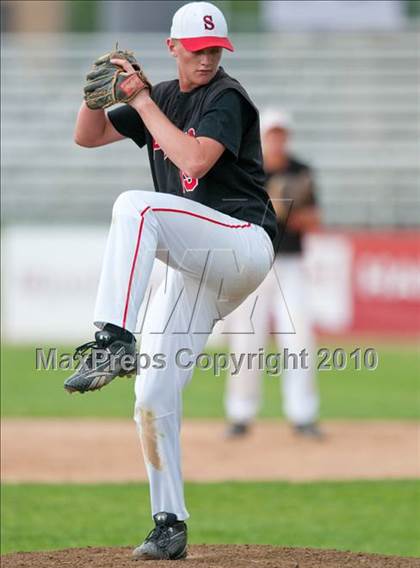 Thumbnail 3 in East Ridge vs. Stillwater (Section 4AAA Playoffs) photogallery.
