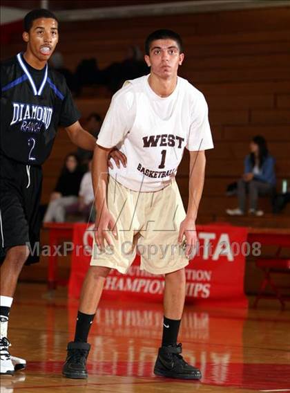 Thumbnail 3 in West Torrance vs. Diamond Ranch (Pacific Shores Tournament) photogallery.