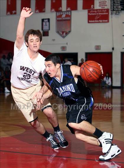 Thumbnail 1 in West Torrance vs. Diamond Ranch (Pacific Shores Tournament) photogallery.