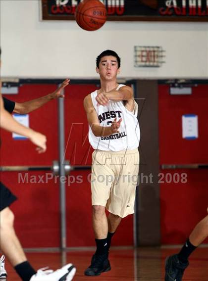 Thumbnail 3 in West Torrance vs. Diamond Ranch (Pacific Shores Tournament) photogallery.