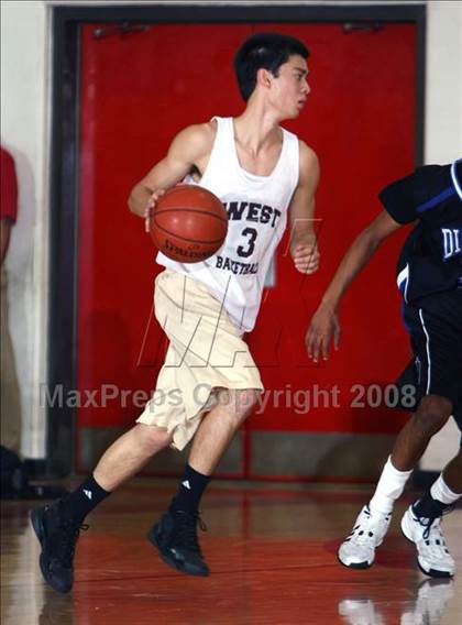 Thumbnail 3 in West Torrance vs. Diamond Ranch (Pacific Shores Tournament) photogallery.