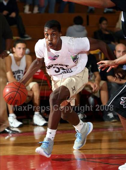 Thumbnail 2 in West Torrance vs. Diamond Ranch (Pacific Shores Tournament) photogallery.