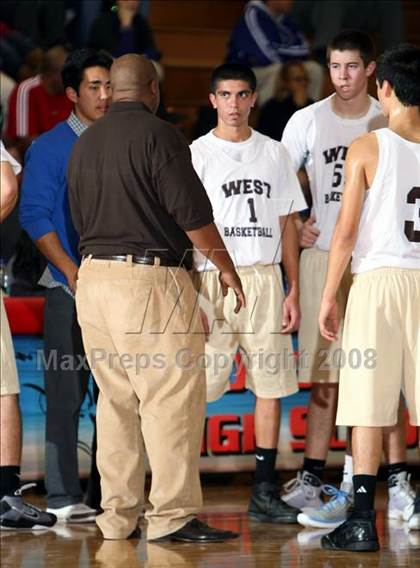 Thumbnail 1 in West Torrance vs. Diamond Ranch (Pacific Shores Tournament) photogallery.