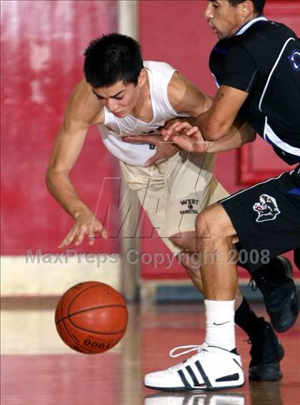 Thumbnail 3 in West Torrance vs. Diamond Ranch (Pacific Shores Tournament) photogallery.