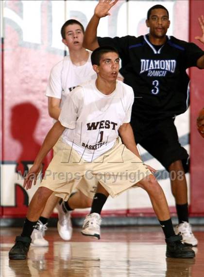 Thumbnail 1 in West Torrance vs. Diamond Ranch (Pacific Shores Tournament) photogallery.