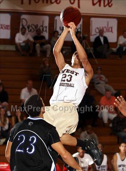 Thumbnail 1 in West Torrance vs. Diamond Ranch (Pacific Shores Tournament) photogallery.