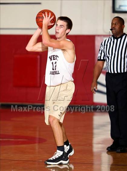 Thumbnail 2 in West Torrance vs. Diamond Ranch (Pacific Shores Tournament) photogallery.