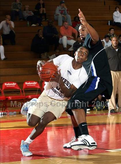 Thumbnail 3 in West Torrance vs. Diamond Ranch (Pacific Shores Tournament) photogallery.