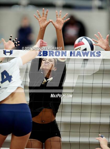 Thumbnail 2 in Plano East vs Keller(UIL 6A Volleyball Regional Semi-final Division 1) photogallery.