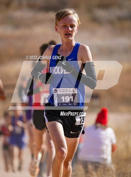 Thumbnail 1 in CHSAA 5A Cross Country Final photogallery.
