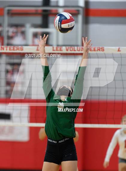 Thumbnail 3 in Incarnate Word @ Lee photogallery.