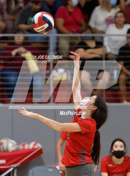 Thumbnail 1 in Incarnate Word @ Lee photogallery.