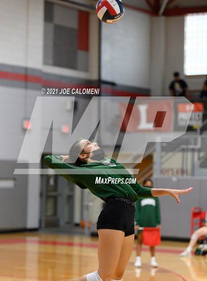 Thumbnail 1 in Incarnate Word @ Lee photogallery.