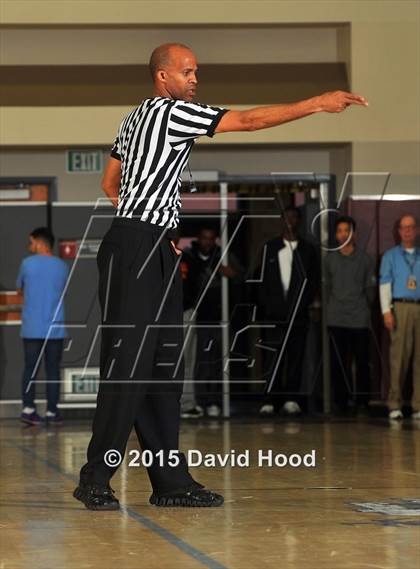 Thumbnail 1 in Jonesboro vs. Alemany (MaxPreps Holiday Classic) photogallery.